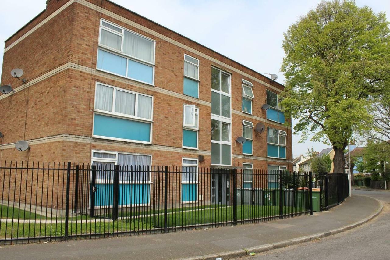 25 Idmiston Road Appartement Londen Buitenkant foto